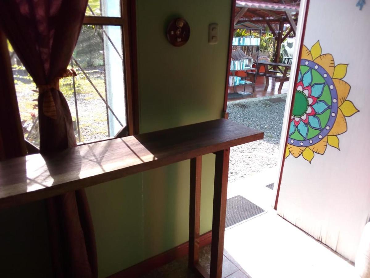 Hotel One Love Puerto Viejo Puerto Viejo de Talamanca المظهر الخارجي الصورة