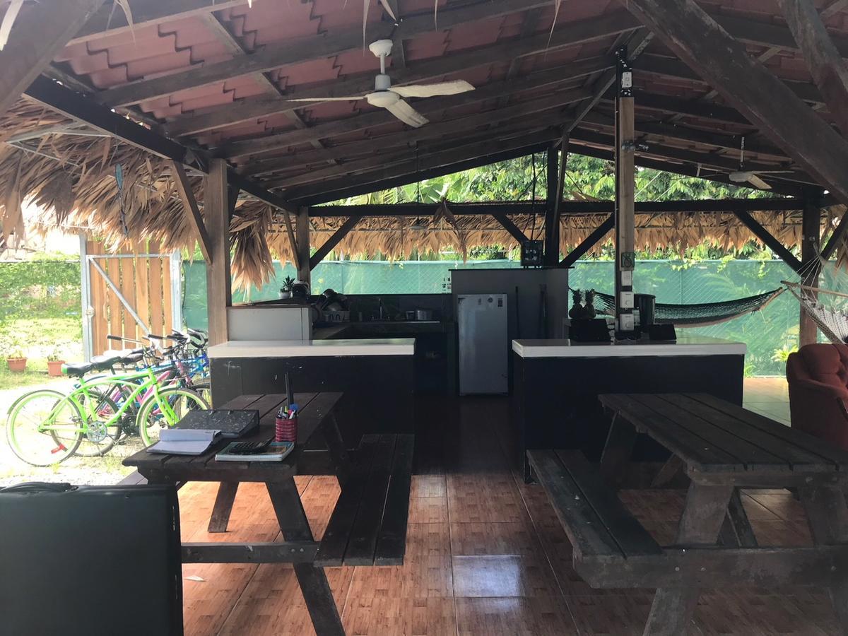 Hotel One Love Puerto Viejo Puerto Viejo de Talamanca المظهر الخارجي الصورة
