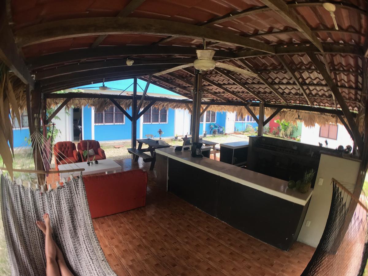 Hotel One Love Puerto Viejo Puerto Viejo de Talamanca المظهر الخارجي الصورة