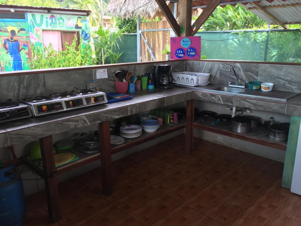 Hotel One Love Puerto Viejo Puerto Viejo de Talamanca المظهر الخارجي الصورة